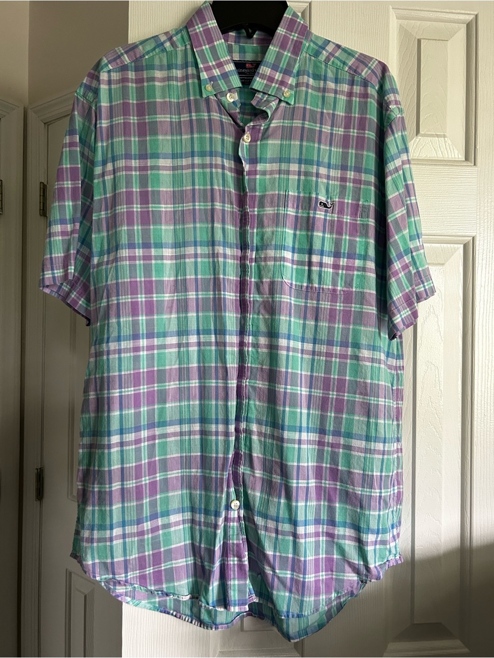 Men’s Short Sleeve Medium Vineyard Vines Shirt